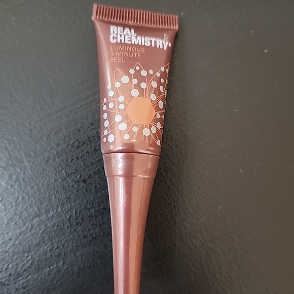 Assorted Skincare Sample Set - Picture 16 of 16